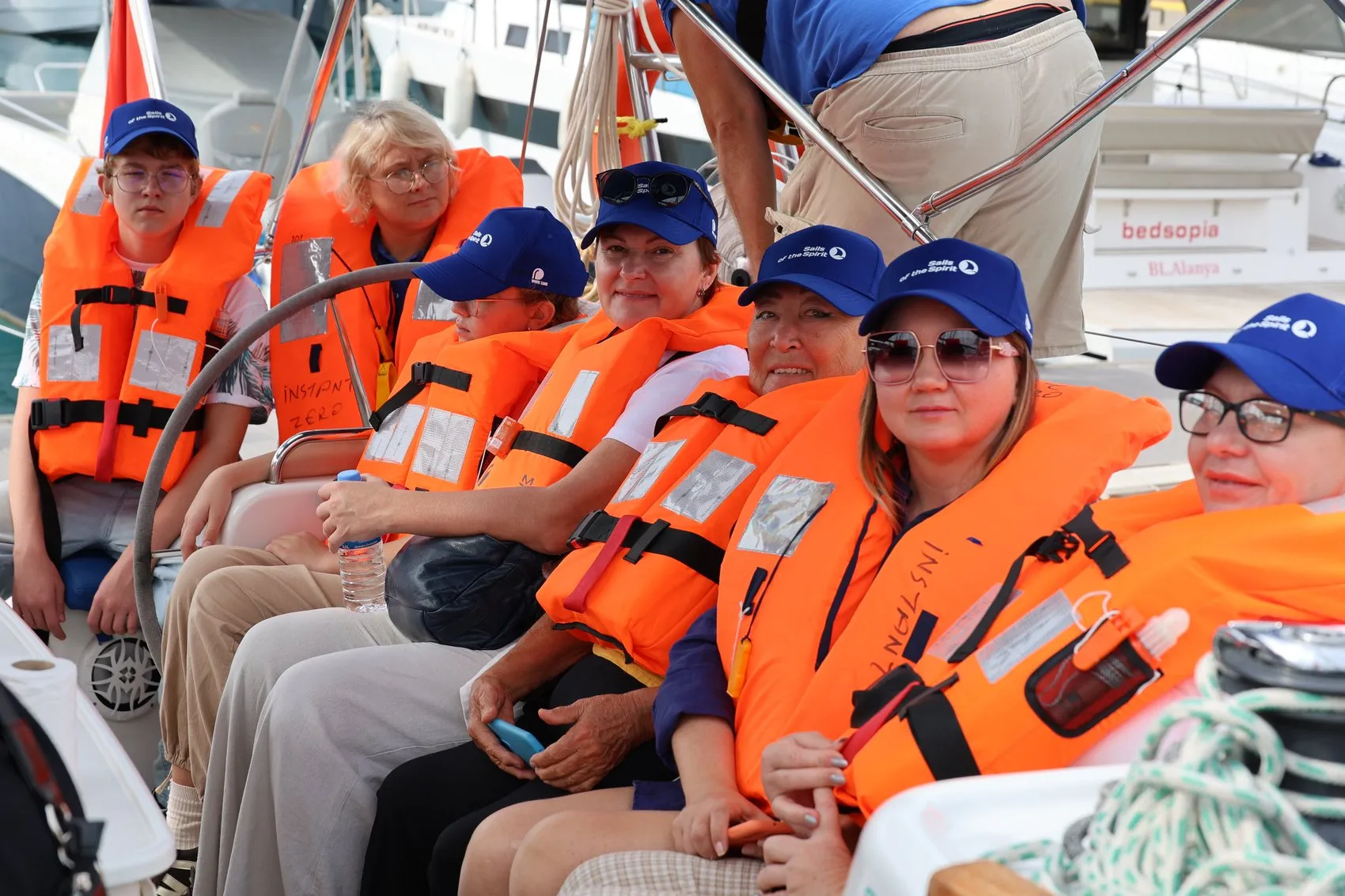 Dokuz ülkenin rotası Marmaris’te birleşti: Engelleri aşan yelkenler rotayı tamamladı