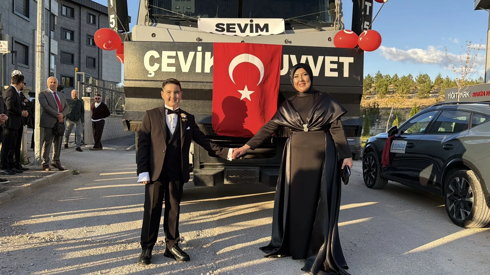 Şehit babasının emaneti Eyüphan’ın en özel günü: Sünnet konvoyuna TOMA eşlik etti