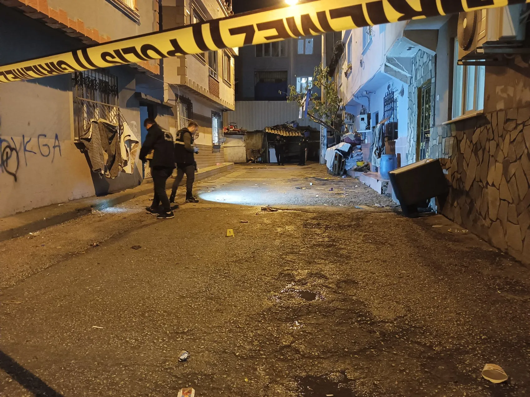 Bursa'da nefes kesen operasyon: Cinayet hükümlüsünü kurtarmak için polise kurşun yağdırdı