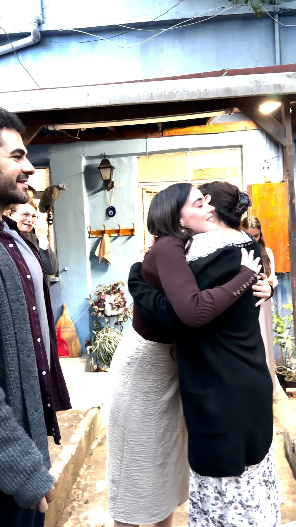 Haysiyet setinde duygusal anlar: Yıldız karakterine beklenmedik kutlama