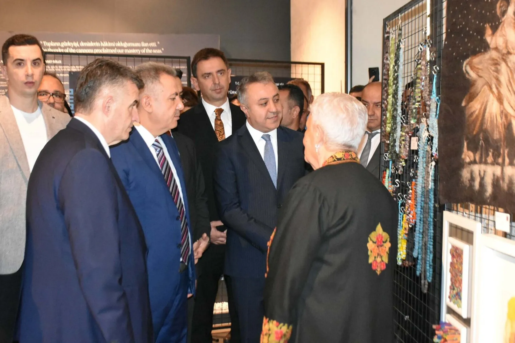 İzmir'de sanat ve lezzet rüzgarı: 9 gün sürecek dev festival başladı