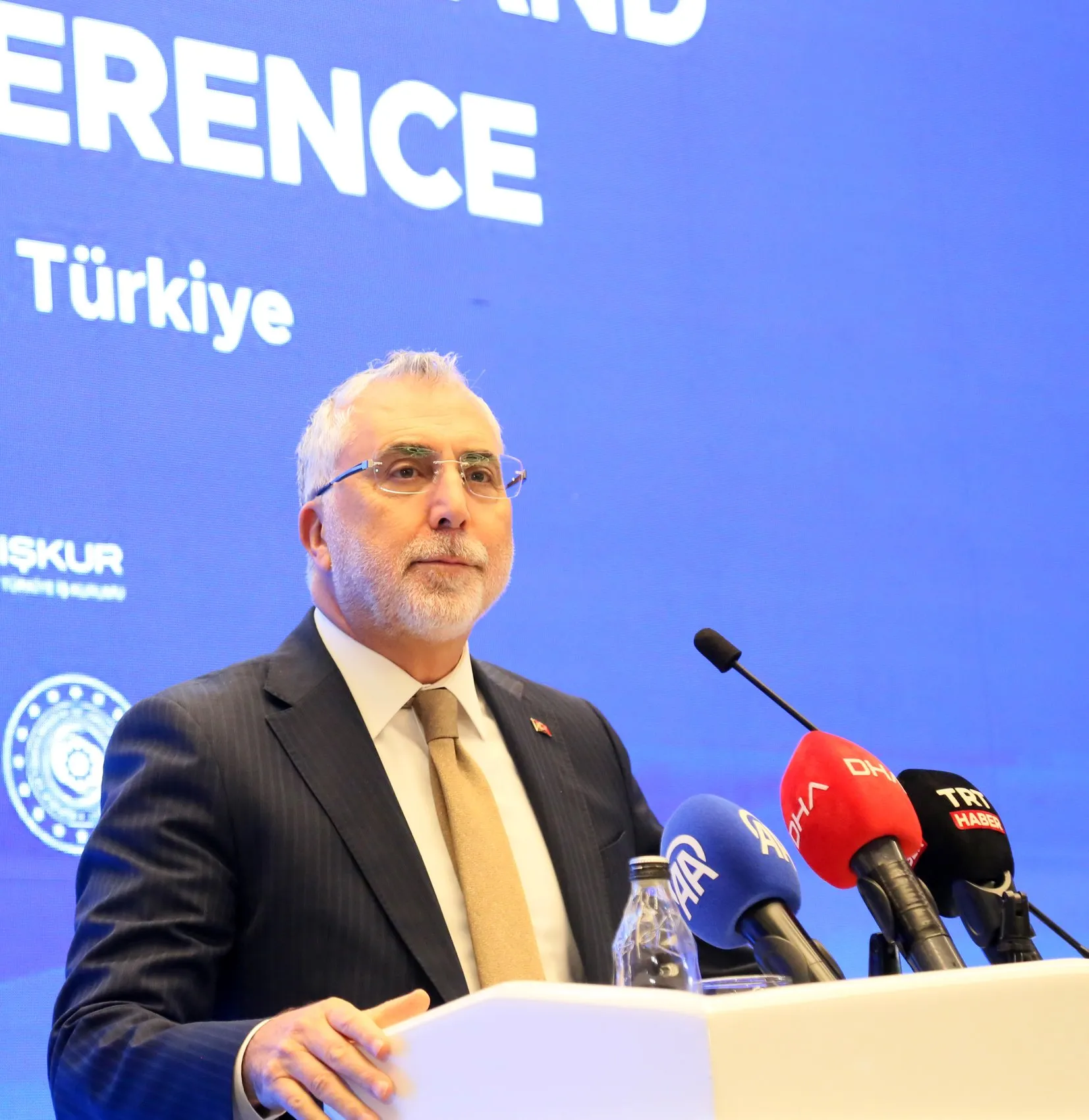 Gençlerin iş gücüne katılımında dev bütçe: 472 milyar liralık dev hamle