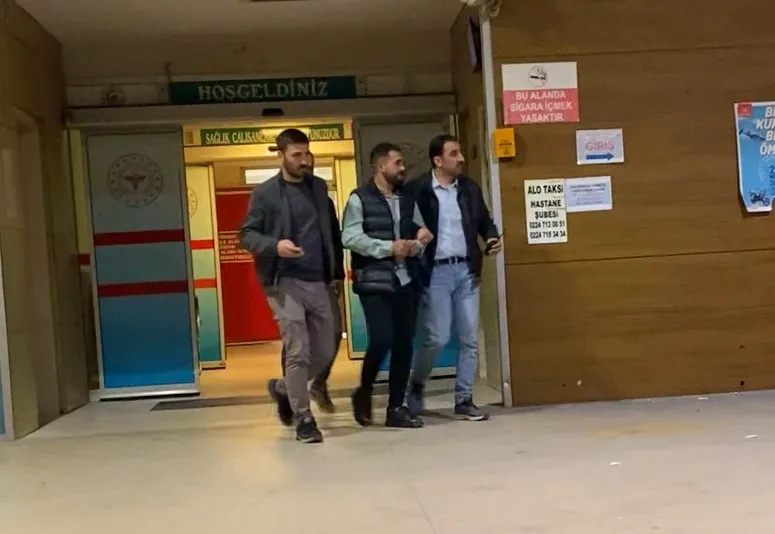 On yıl hapis cezasıyla aranıyordu: Yakalanınca sergilediği tavır şaşkınlık yarattı
