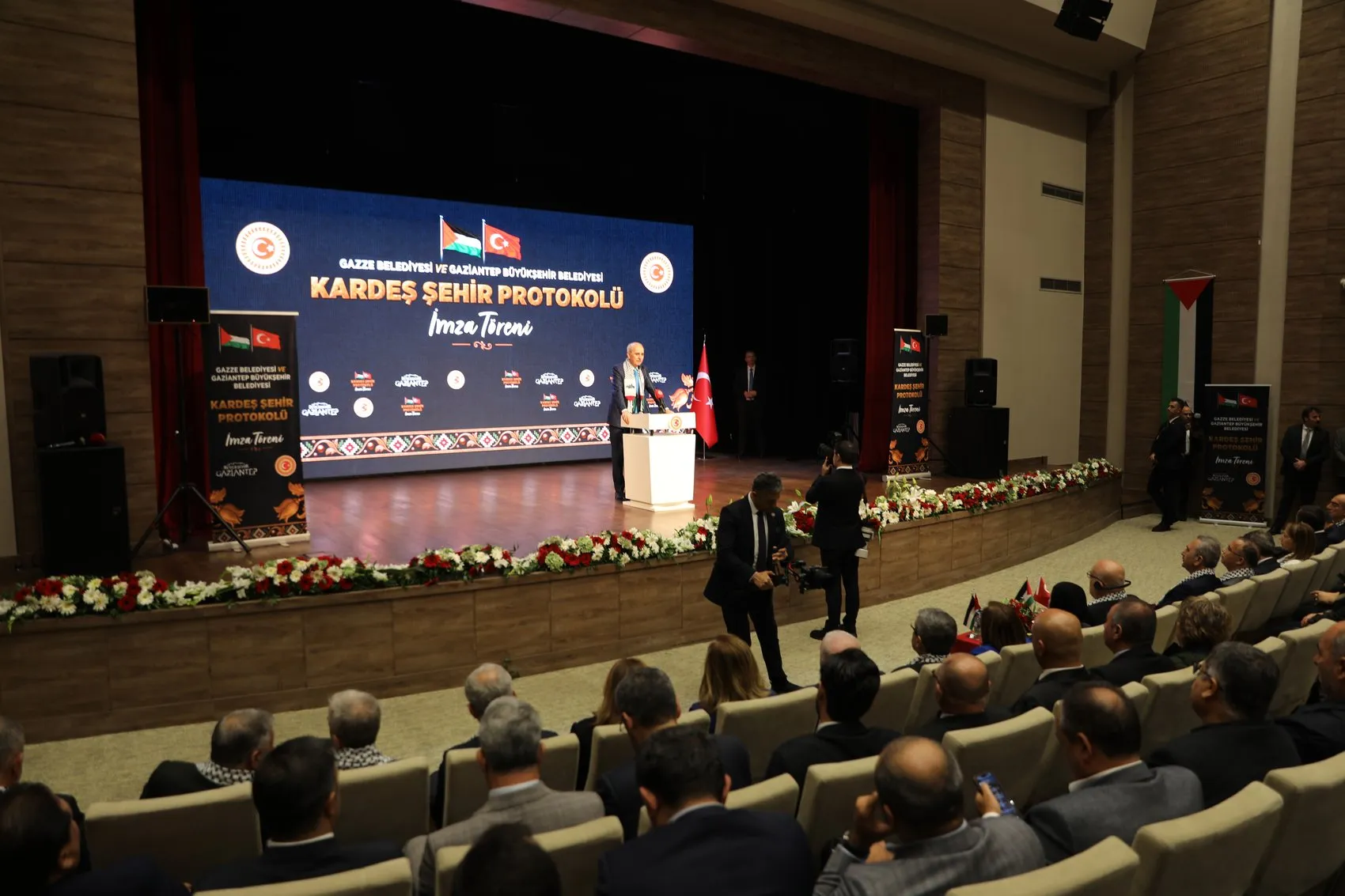 Gaziantep'ten Gazze'ye Tarihi Kardeşlik Köprüsü: Kurtulmuş'tan Kararlı Mesaj