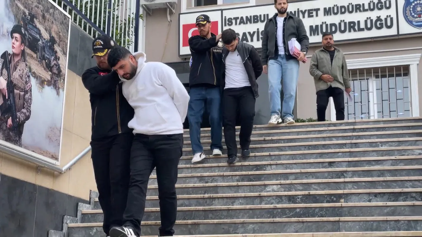 İstanbul'da hayalet ekran operasyonu: Dakikalar içinde otomobilleri soydular