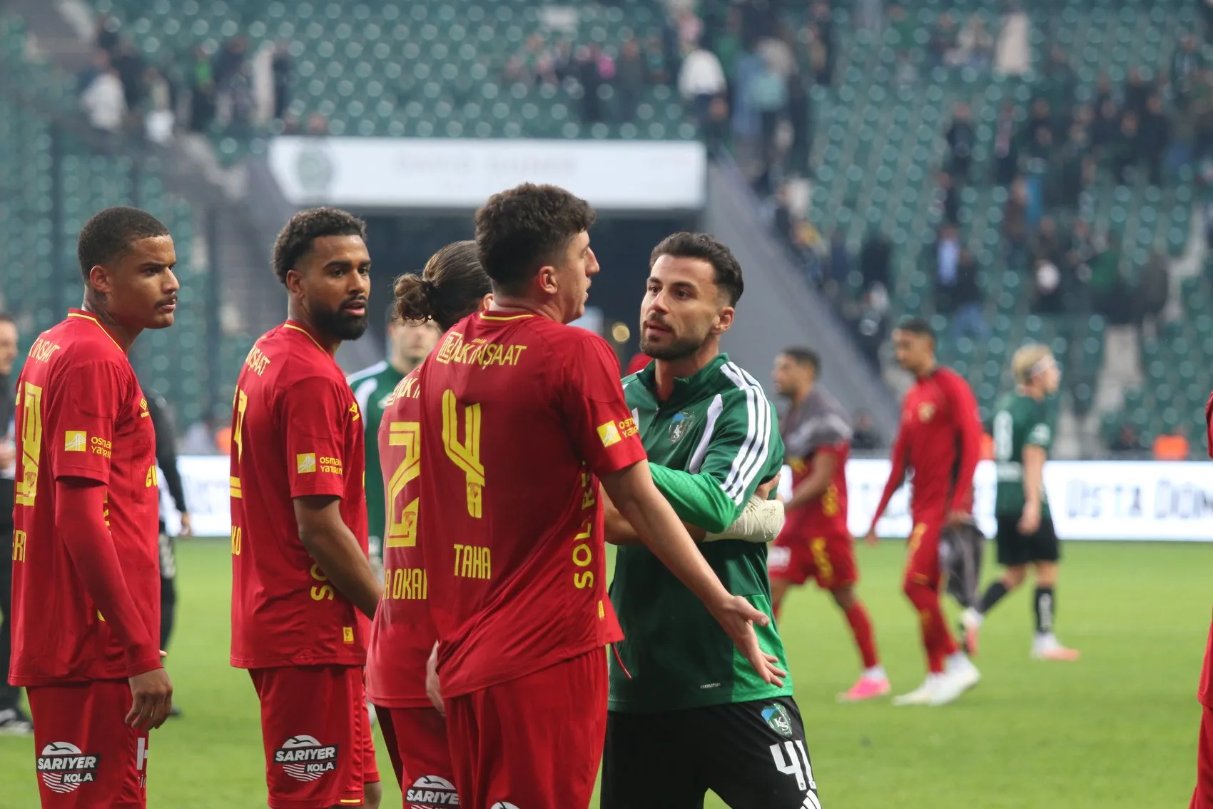 Kocaelispor'un evindeki yenilmezlik serisi Göztepe karşısında son buldu