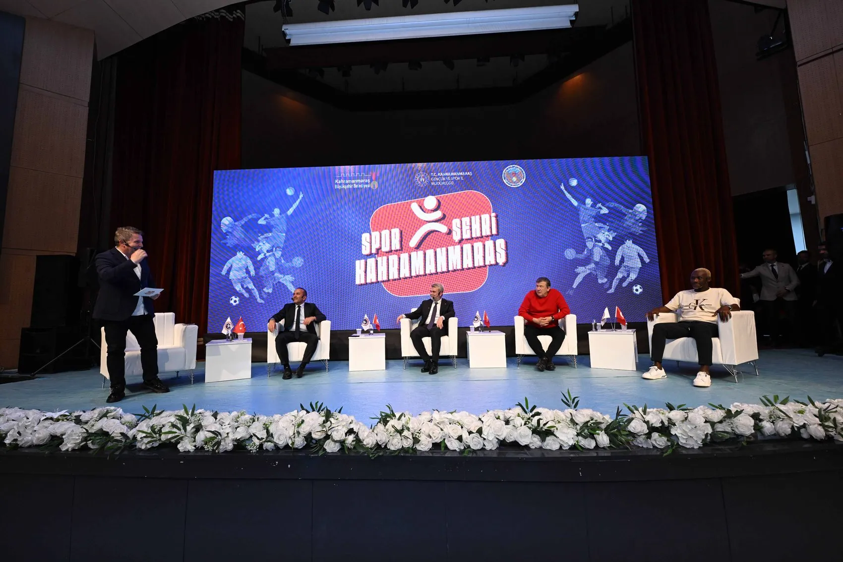 Yeşil sahaların efsaneleri Kahramanmaraş'ta: Süper Lig hayali ve yeni stadyum heyecanı