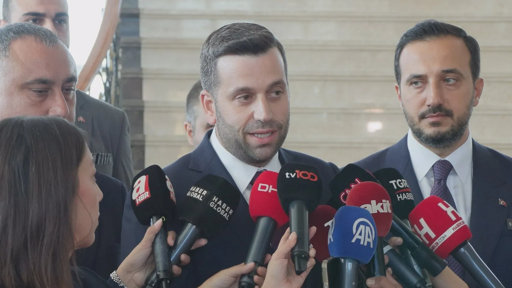 Ataşehir'de yeni dönem: Cumhur İttifakı'nın adayı Serdar Orhan başkan vekili seçildi
