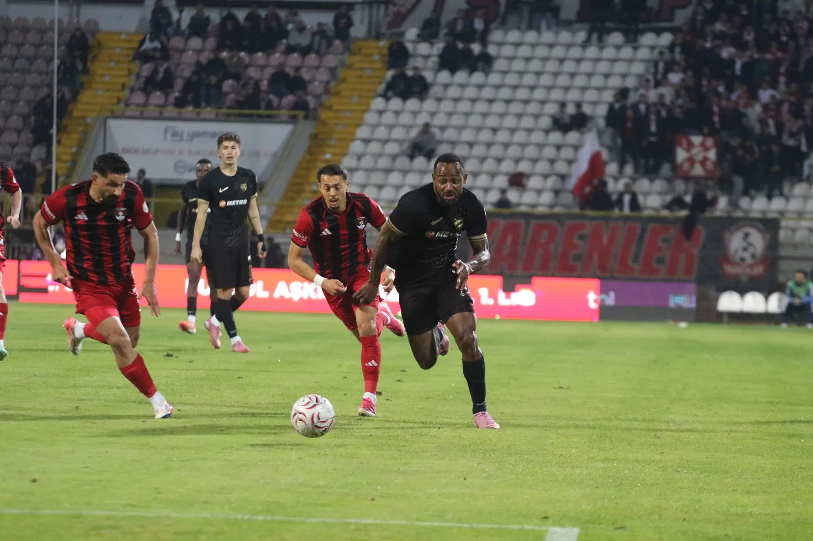 Bolu'da Van Spor Fırtınası: Ev sahibi ekip sahadan boynu bükük ayrıldı