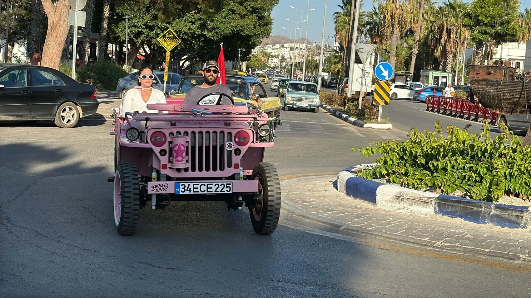 Bodrum yollarında nostalji rüzgarı: 75 yıllık tarih yeniden canlandı