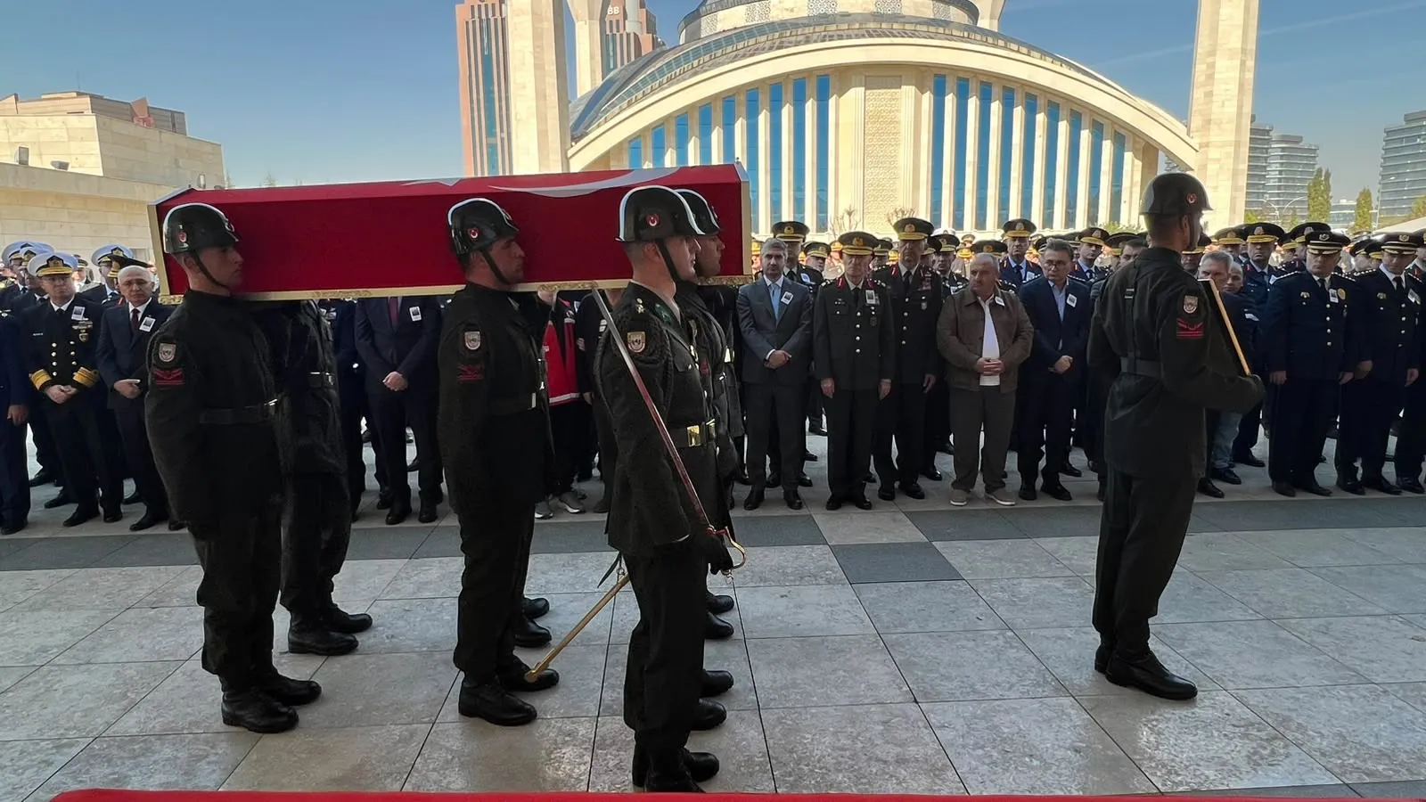 Ankara'da hüzünlü veda: Şehit Albay Sayit Gökgöz dualarla uğurlandı