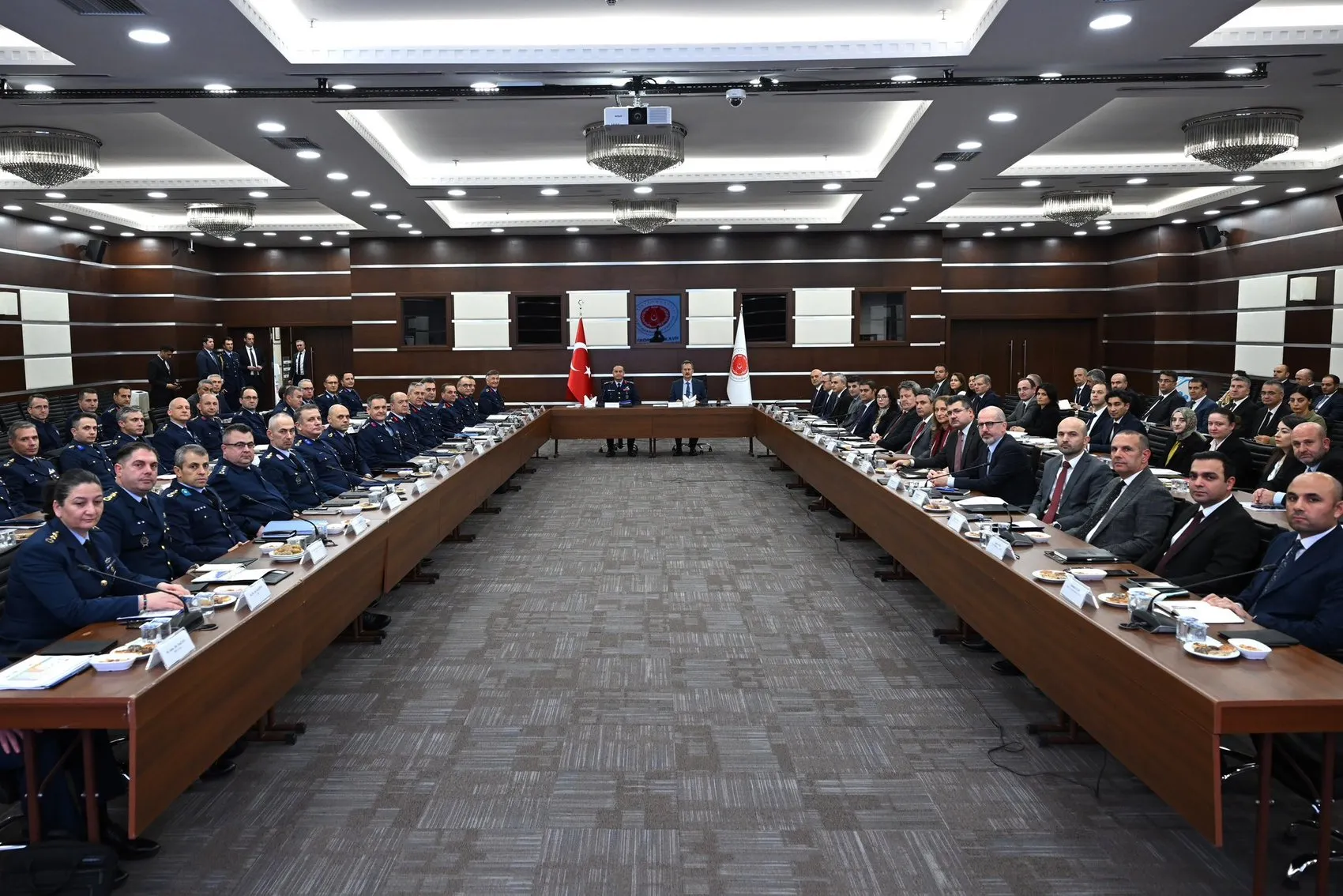 Gök vatanın geleceği Ankara'daki kritik zirvede masaya yatırıldı