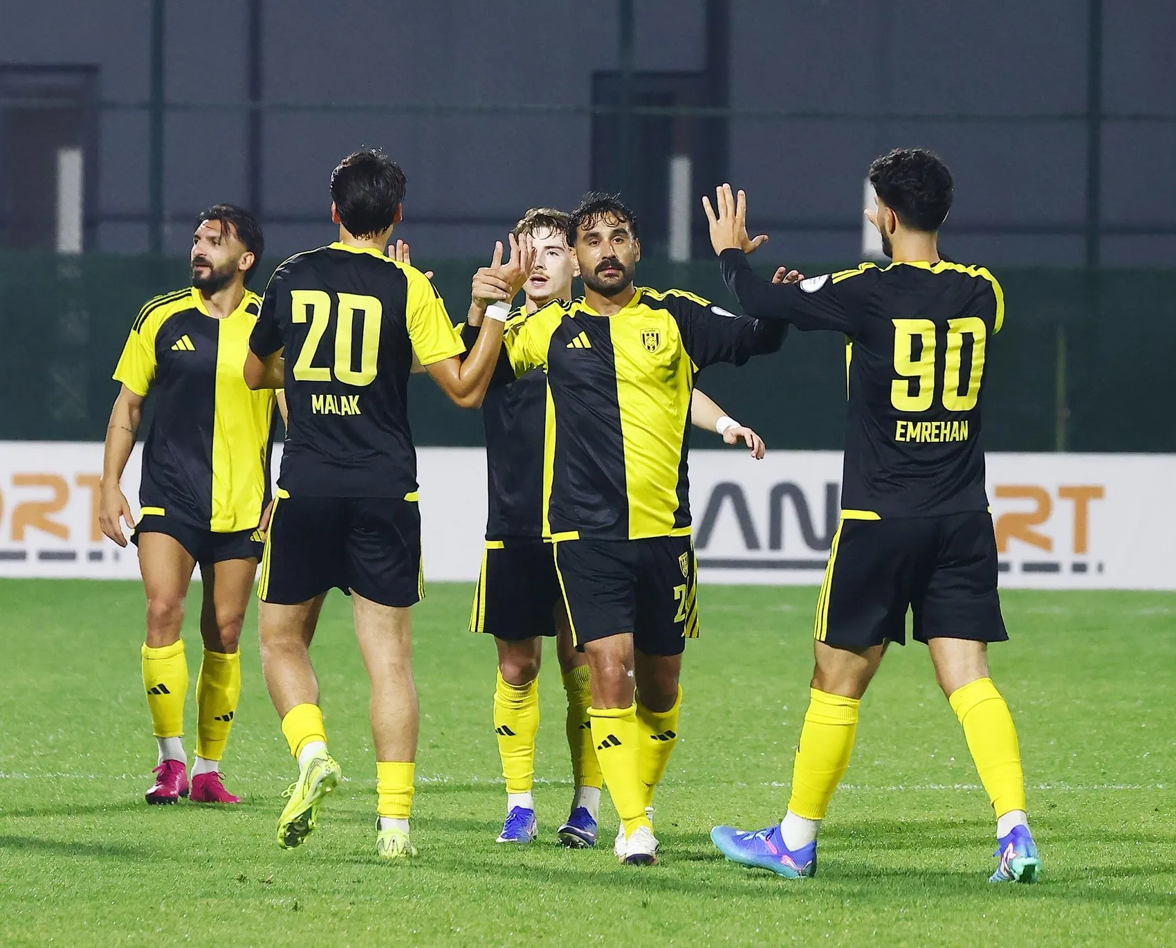İzmir derbisinde kazanan Aliağa FK oldu: Zirve takibi hız kesmiyor