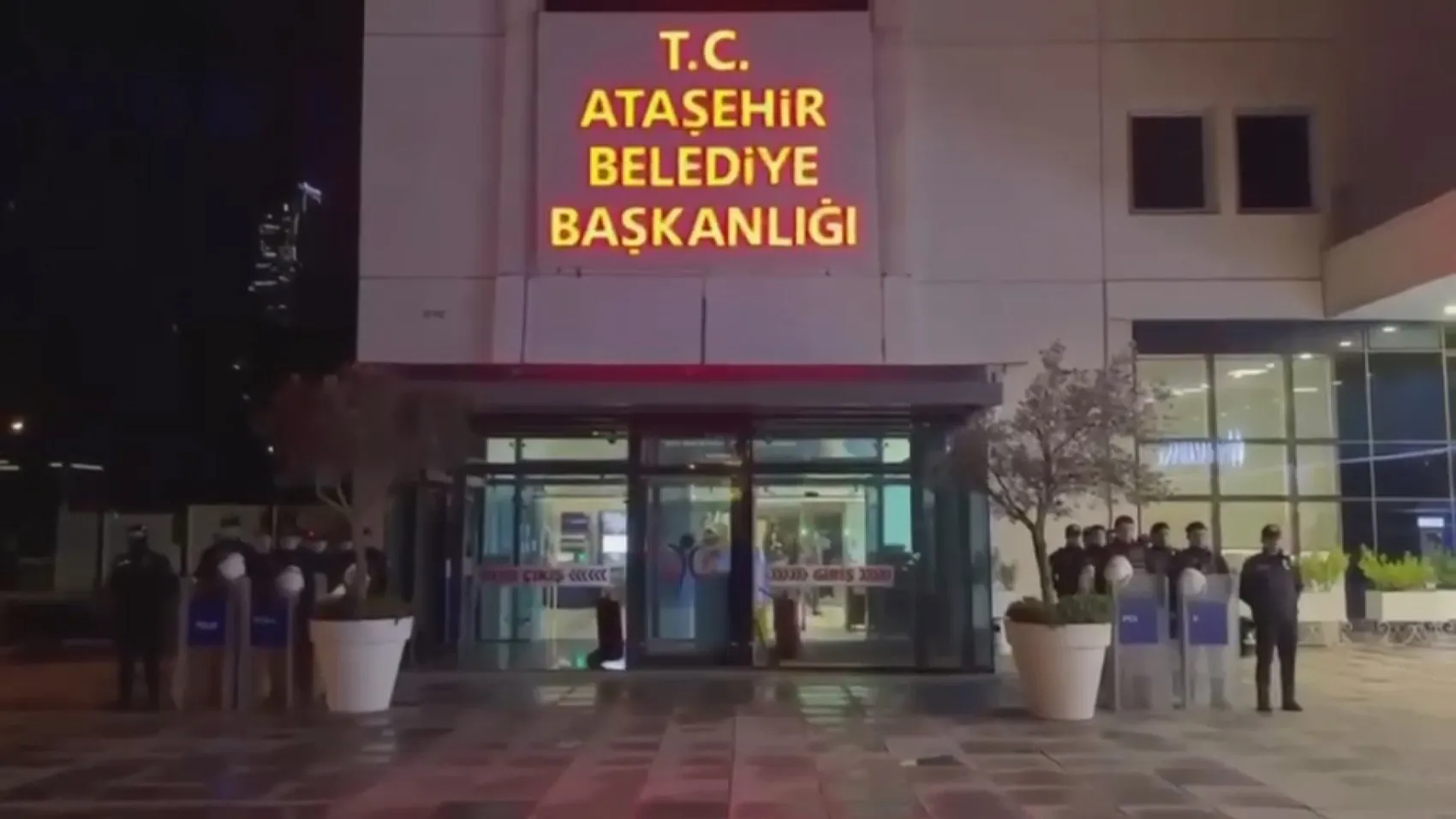 Ataşehir Belediyesi'nde rüşvet iddiası: Başkan Vekili dahil 13 isim gözaltında