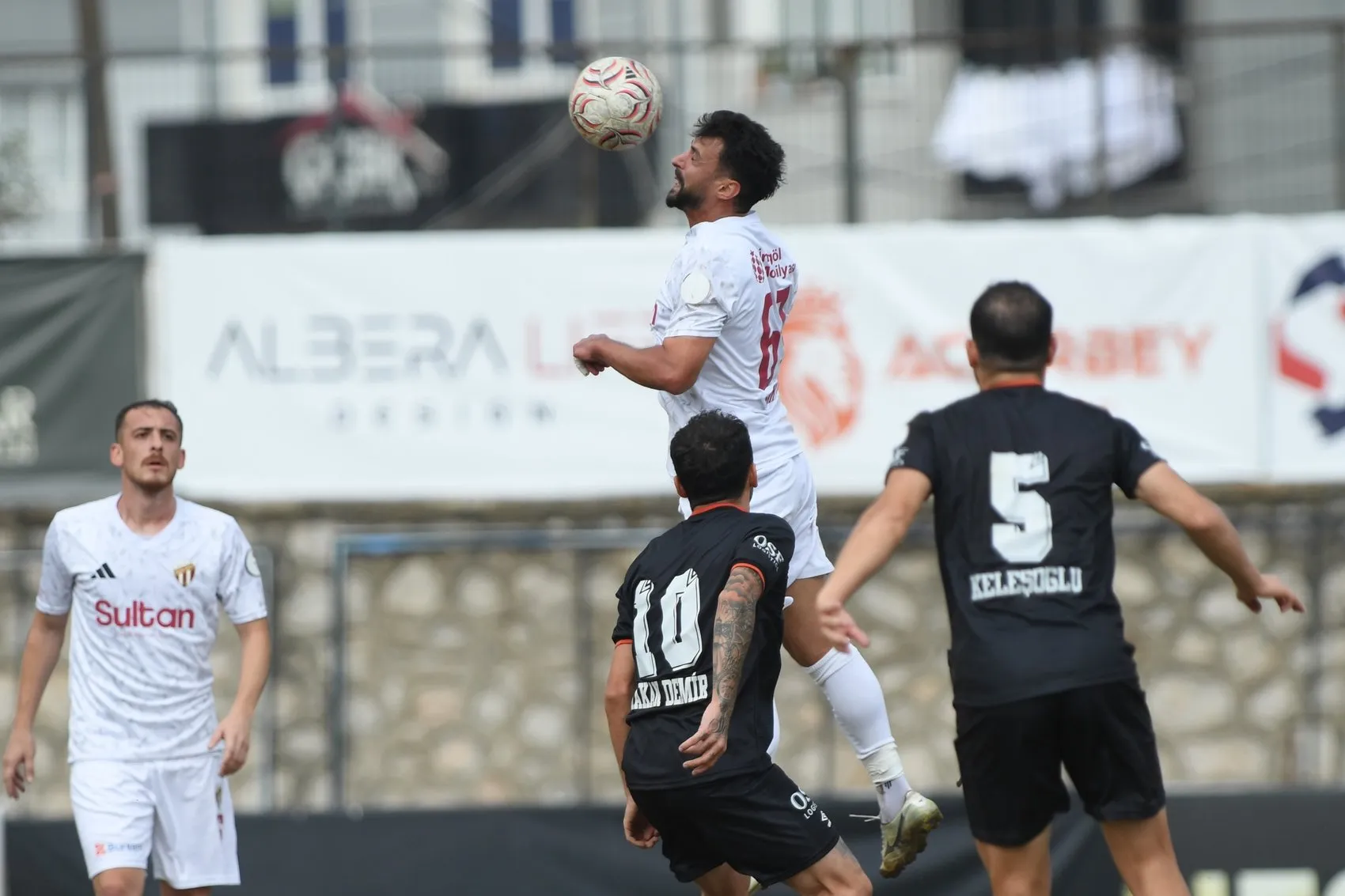 İnegölspor'da son dakika mucizesi: Adana 01 FK karşısında puanı kurtaran gol
