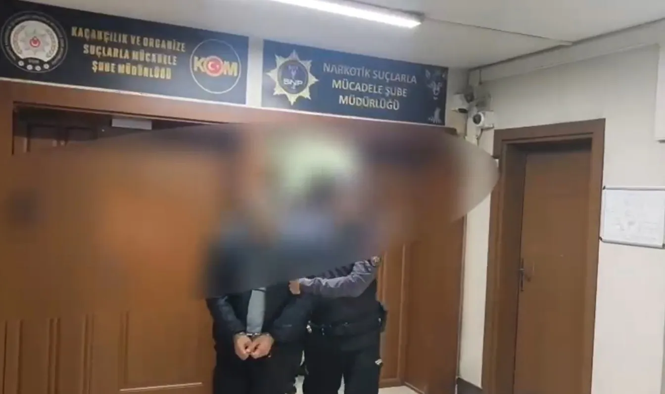 Sakarya narkotik ekiplerinden zehir tacirlerine geçit yok: Üç şüpheli cezaevine gönderildi