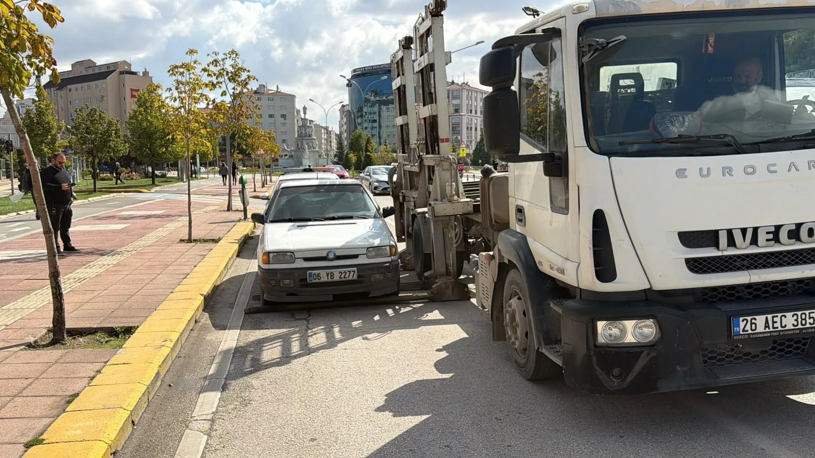 Eskişehir'de nefes kesen kovalamaca: Yarım milyonluk ceza ve uyuşturucu operasyonu