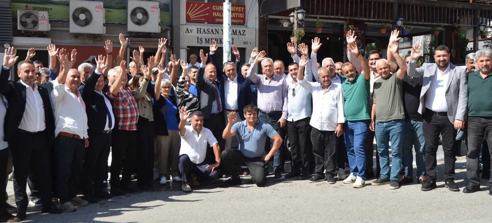 CHP'de kurultay kulislerini hareketlendiren çıkış: Ümit Uysal'dan net adaylık mesajı