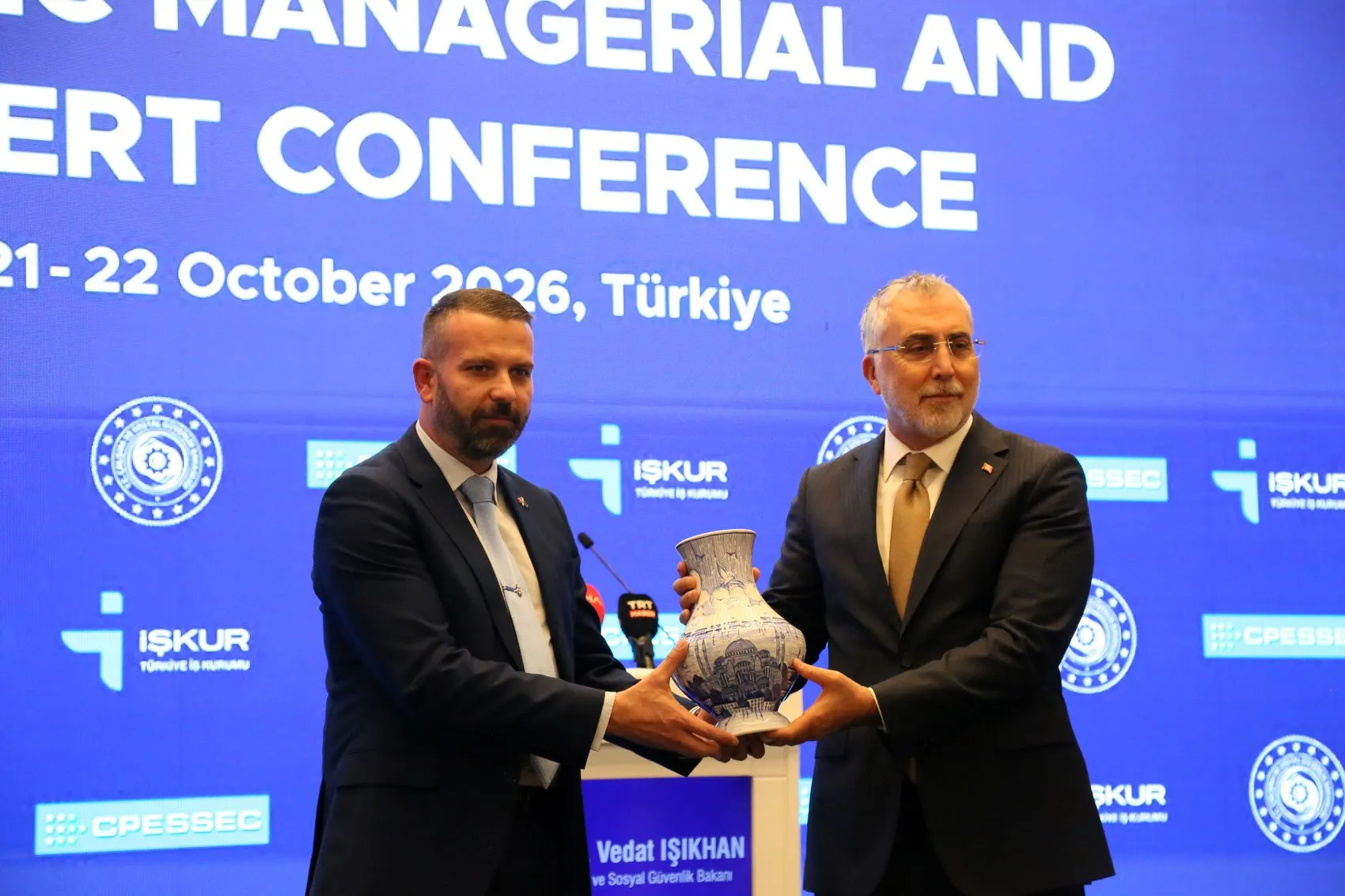 Gençlerin iş gücüne katılımında dev bütçe: 472 milyar liralık dev hamle