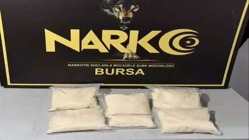 İki şehirde narkotik darbesi: Suç örgütüne 17 tutuklama