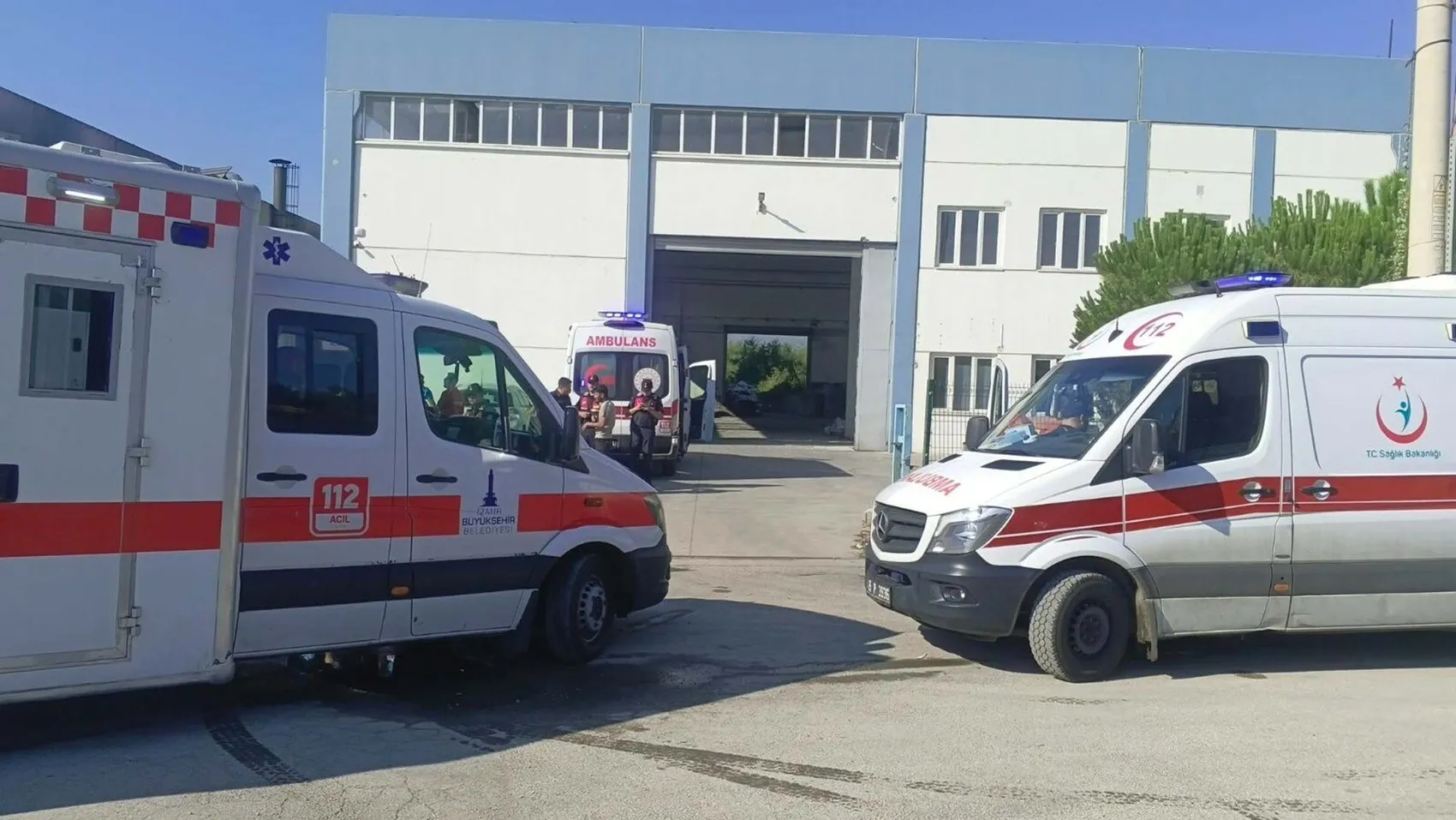 Torbalı'daki metal fabrikasında korkunç patlama: 7 işçi yaralandı