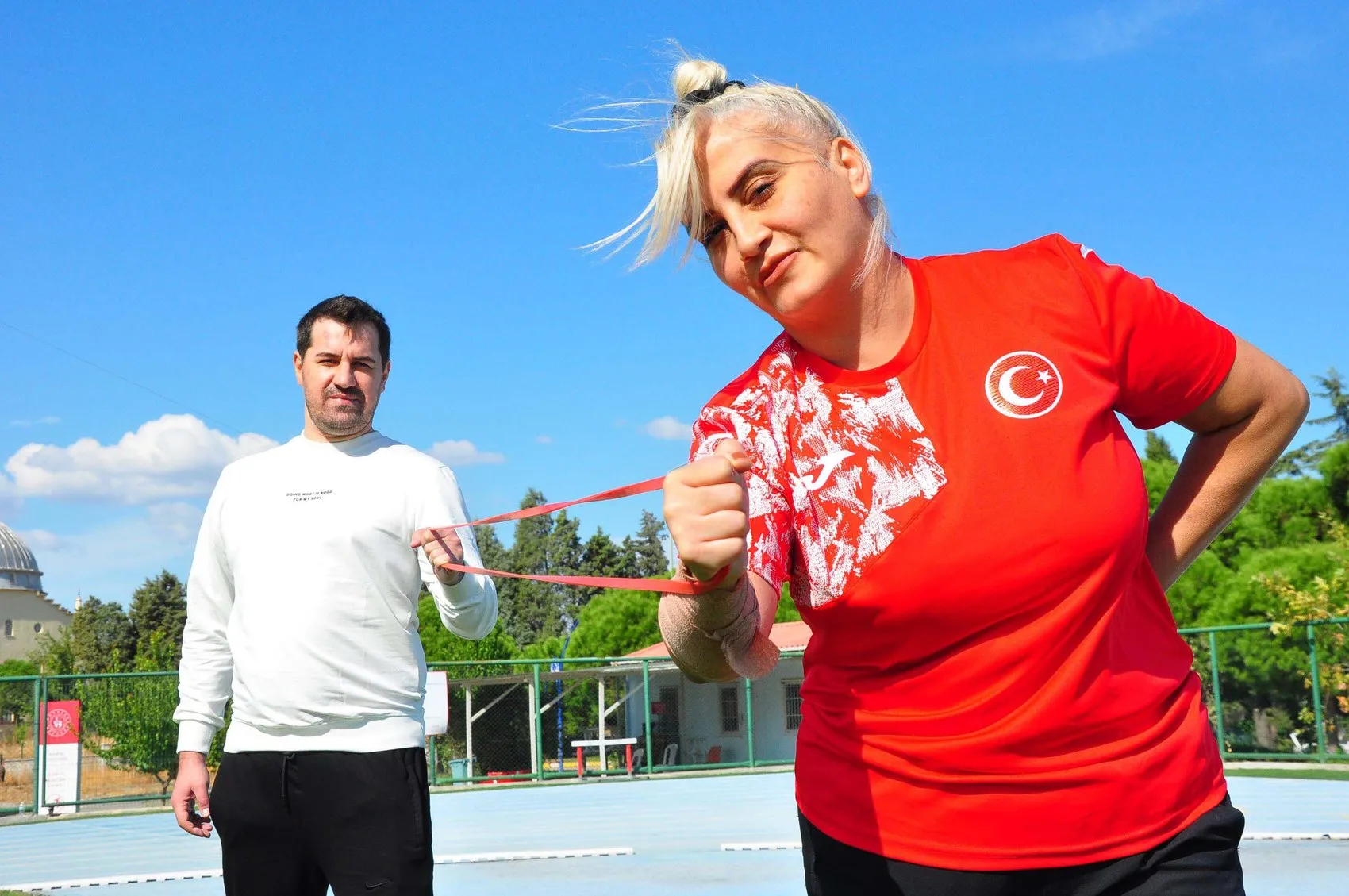 İki hayat, tek hedef: 20 yıllık spor molasını eşinin azmiyle noktaladı