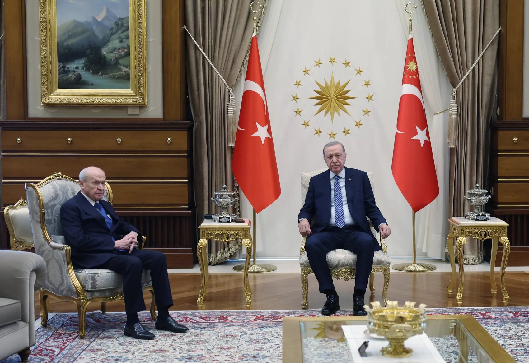 Külliye'de kritik zirve: Erdoğan ve Bahçeli bir araya geldi