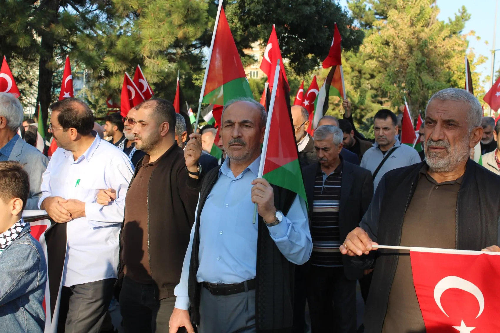 Malatya sokaklarında Gazze için yükselen tek ses: Büyük Filistin Yürüyüşü