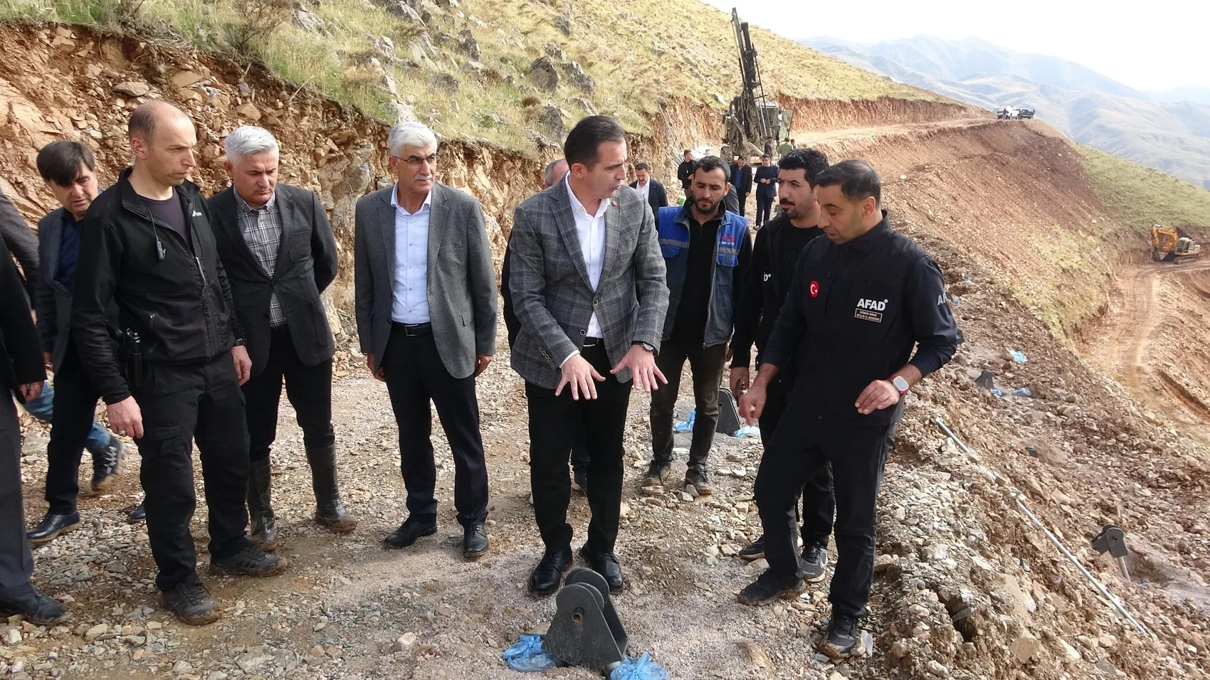 Bitlis'te çığ kabusuna karşı dev teknoloji: Türkiye'de bir ilk uygulanıyor