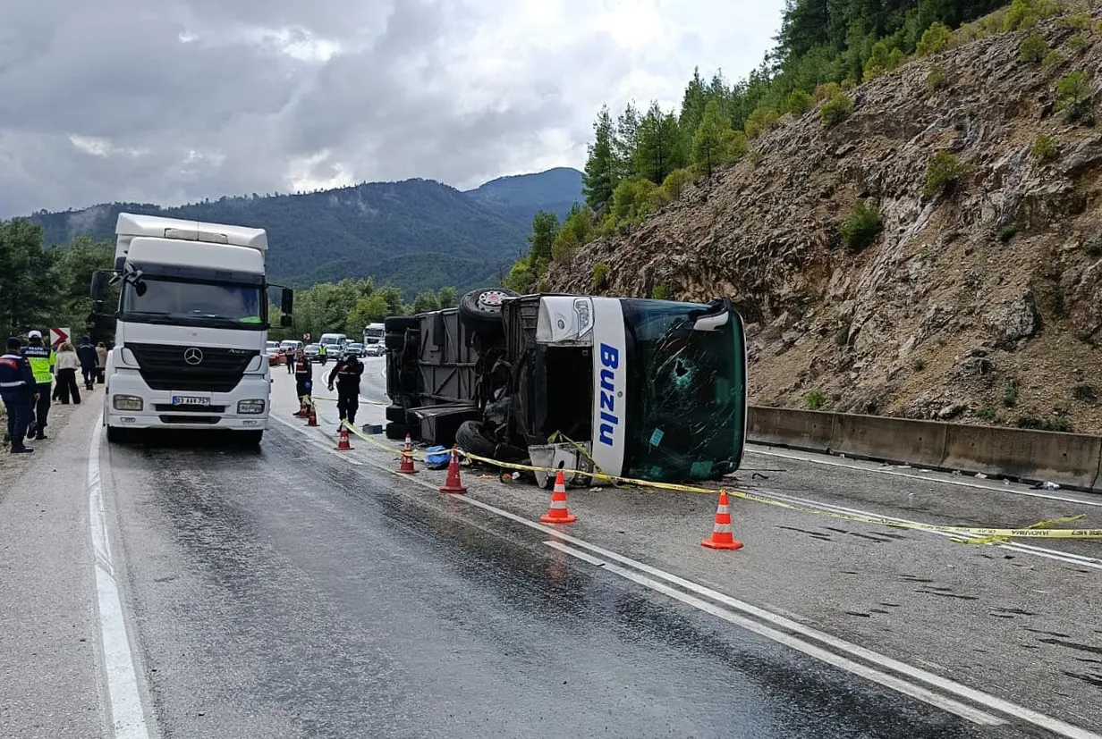 Dereboğazı'nda korkunç kaza: Dinlenme kabinindeki yedek şoför hayatını kaybetti