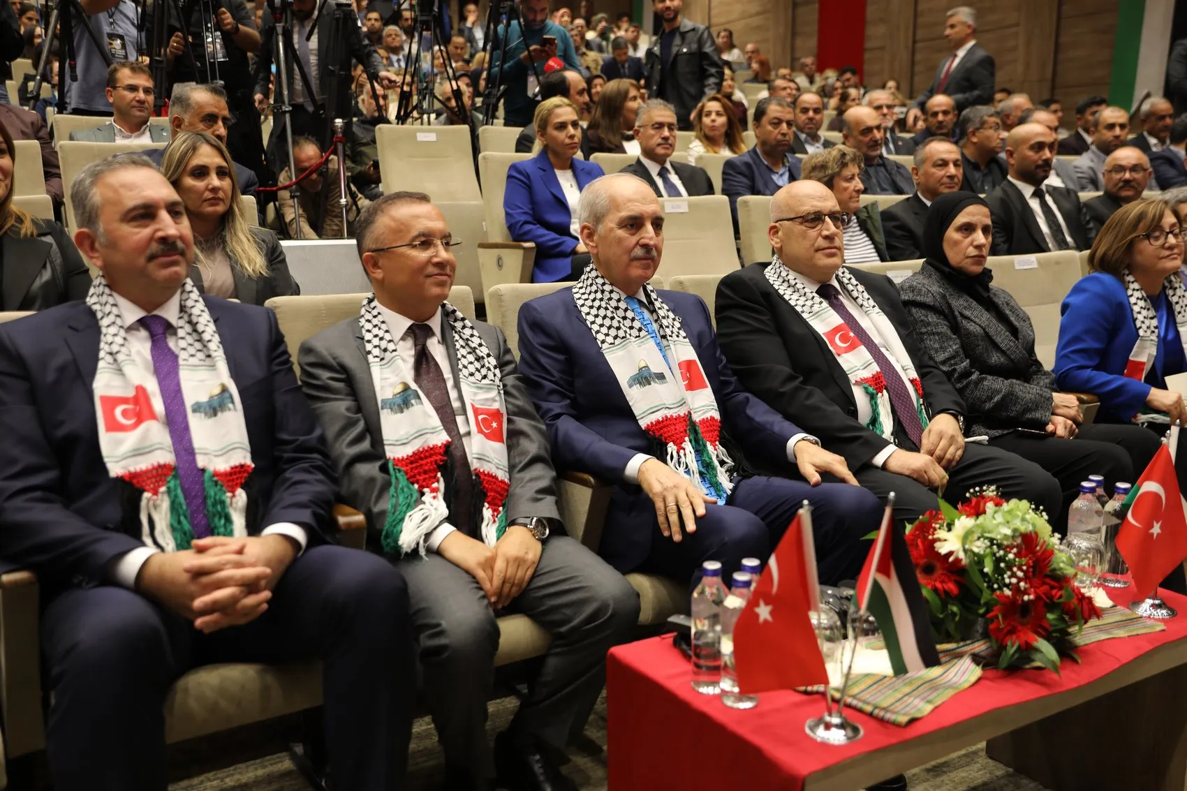 Gaziantep'ten Gazze'ye Tarihi Kardeşlik Köprüsü: Kurtulmuş'tan Kararlı Mesaj