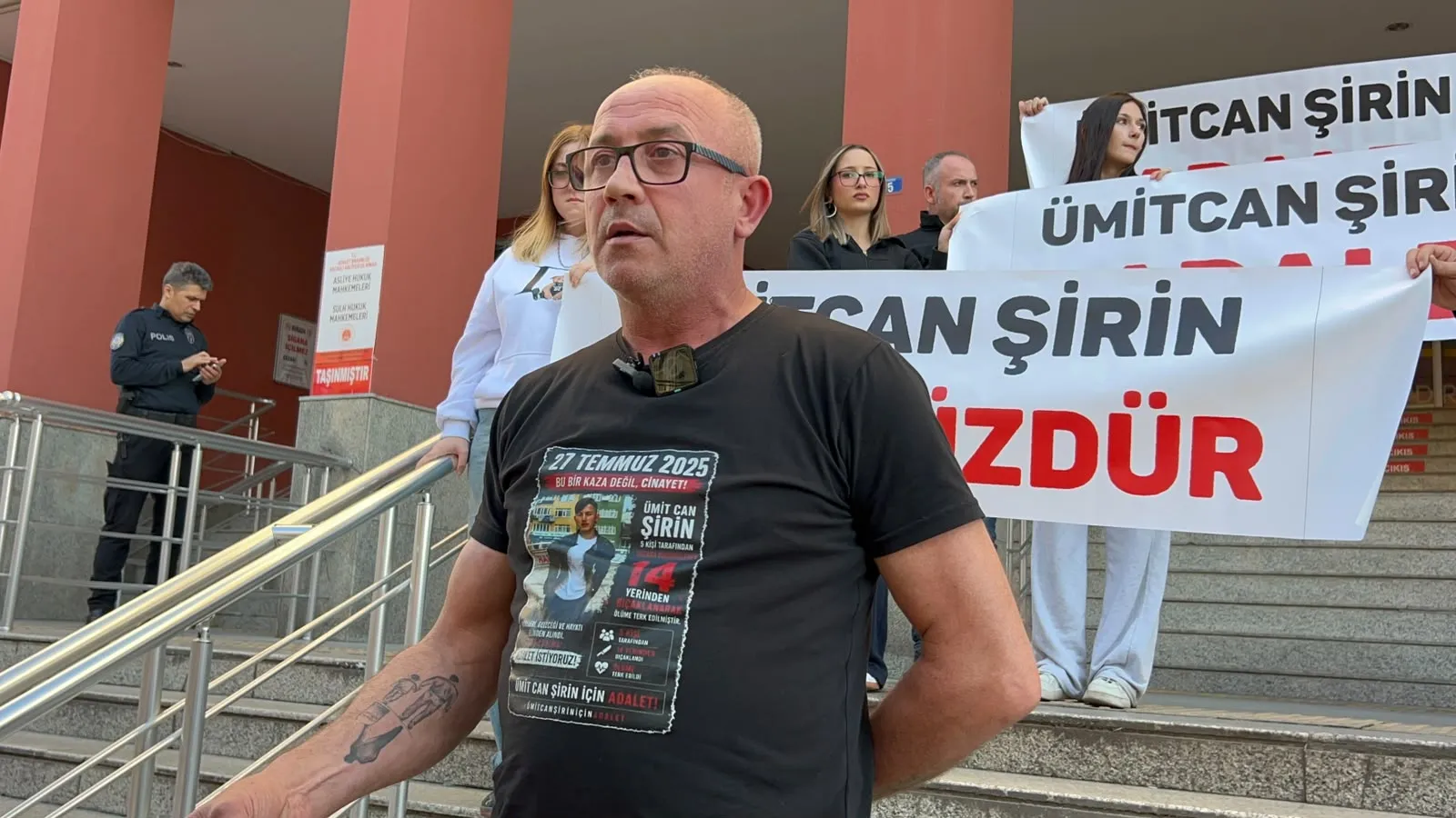 Adliye merdivenlerinde evlat acısı: 21 yaşındaki Ümitcan davasında çıkan karara babadan isyan
