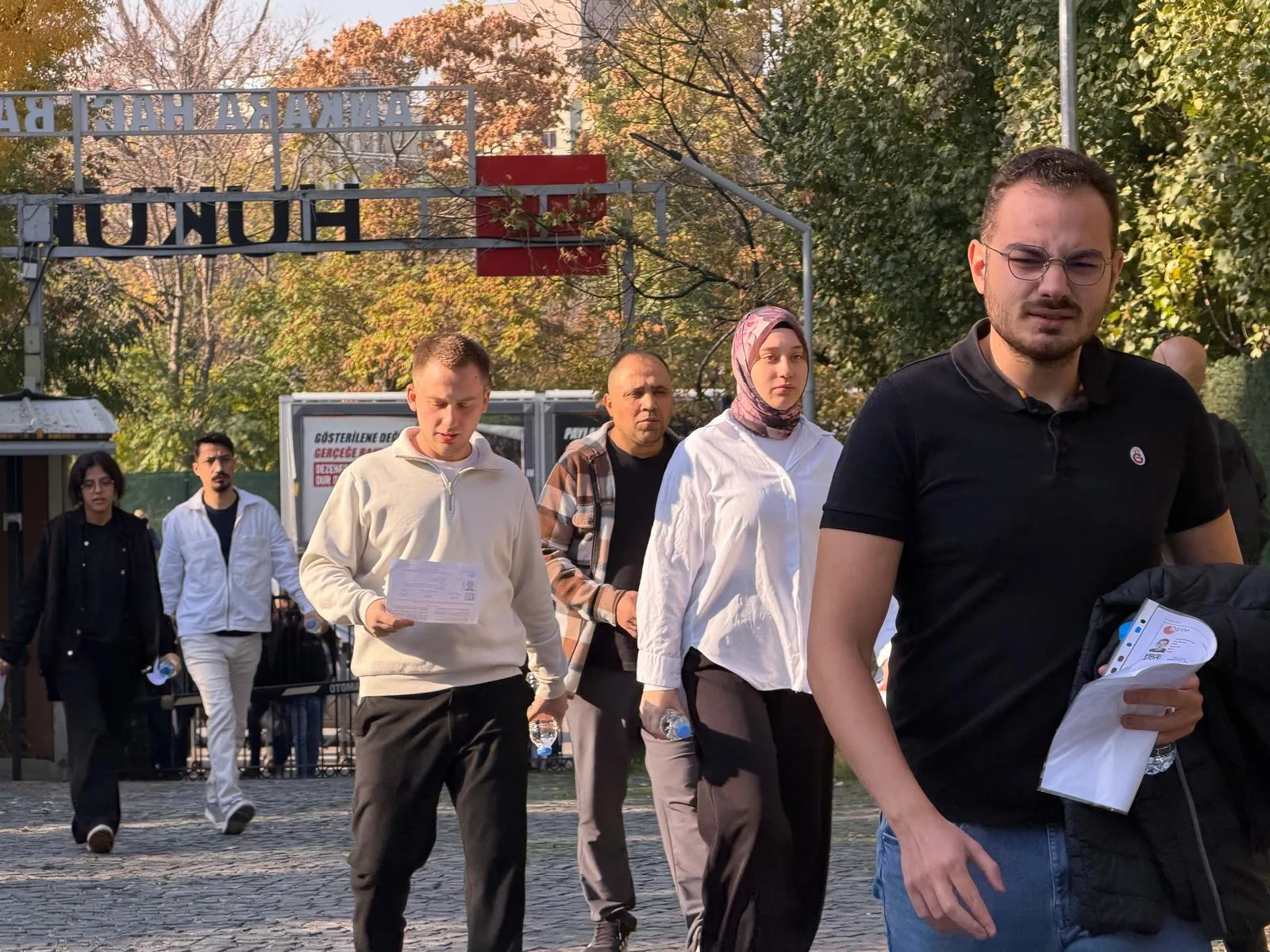 KPSS Ortaöğretim sınavında kapı dramı: Sadece 60 saniye ile hayallerini ertelemek zorunda kaldı