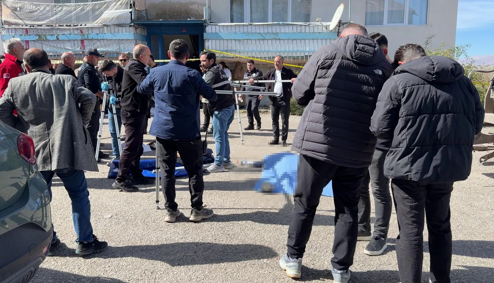 Erzurum'da yürek yakan kaza: Çöp kamyonunun çarptığı kadın hayatını kaybetti