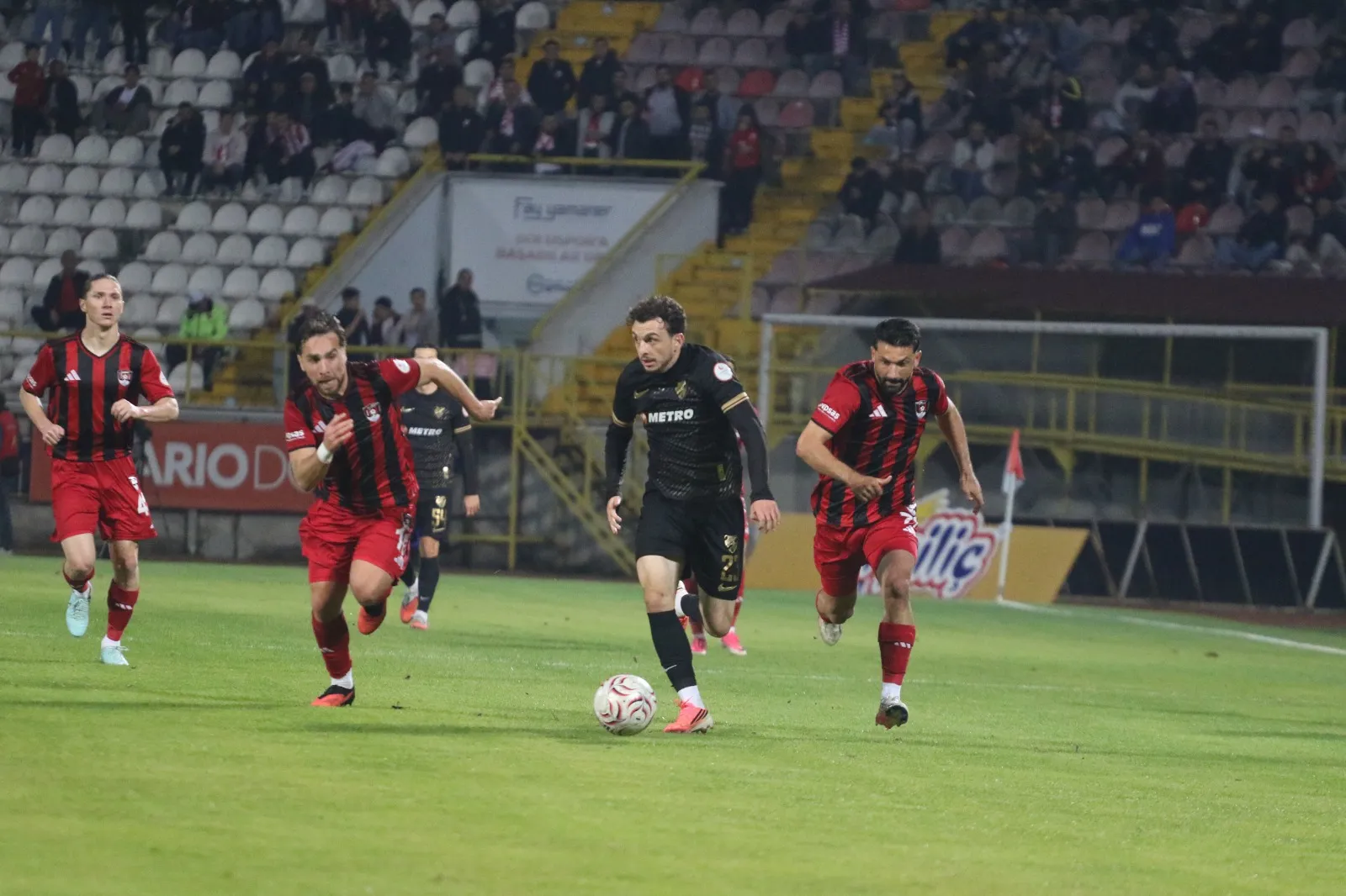 Bolu'da Van Spor Fırtınası: Ev sahibi ekip sahadan boynu bükük ayrıldı