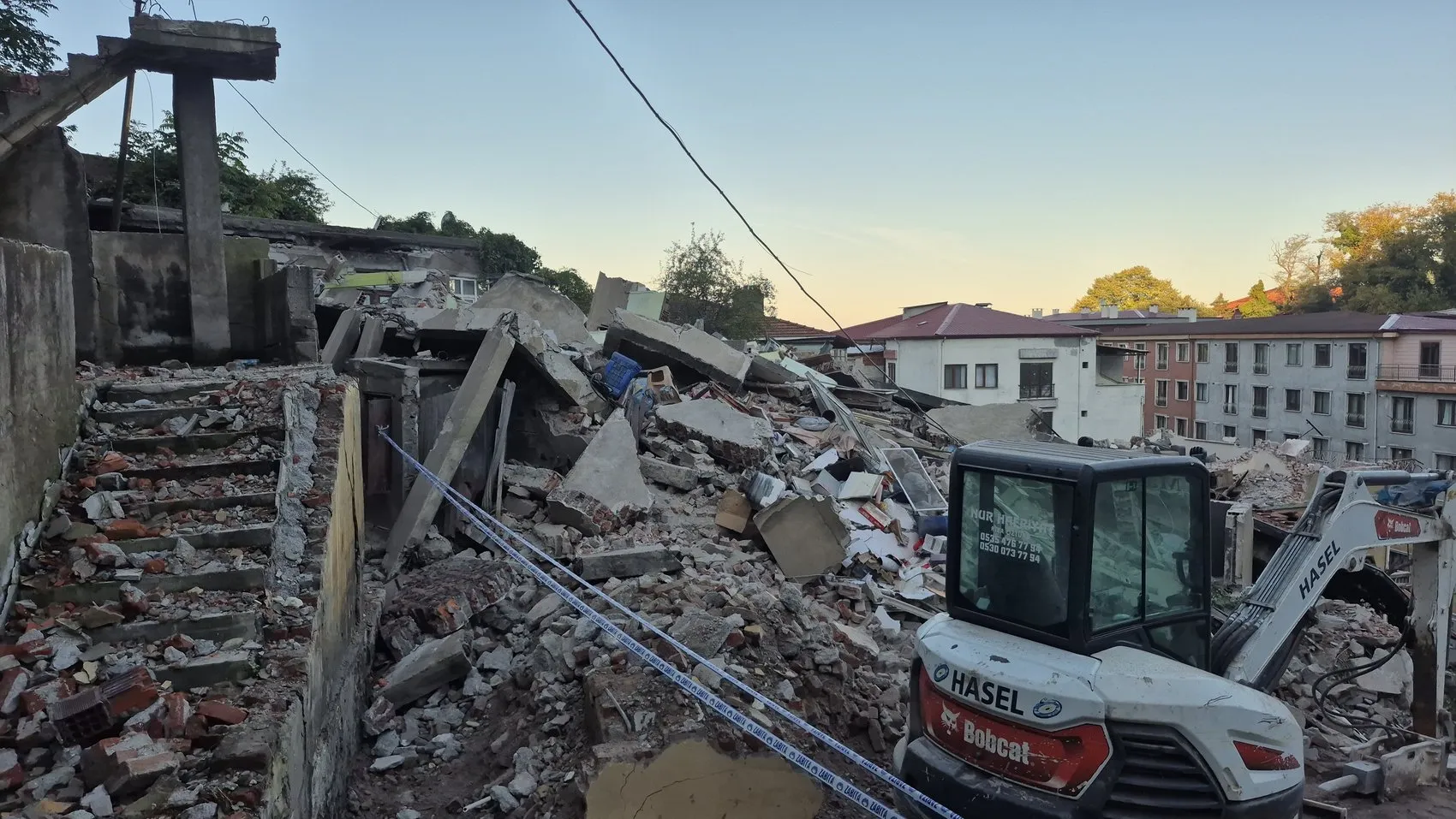Zonguldak'taki acı yıkım: Türkan Özhan son yolculuğuna uğurlandı