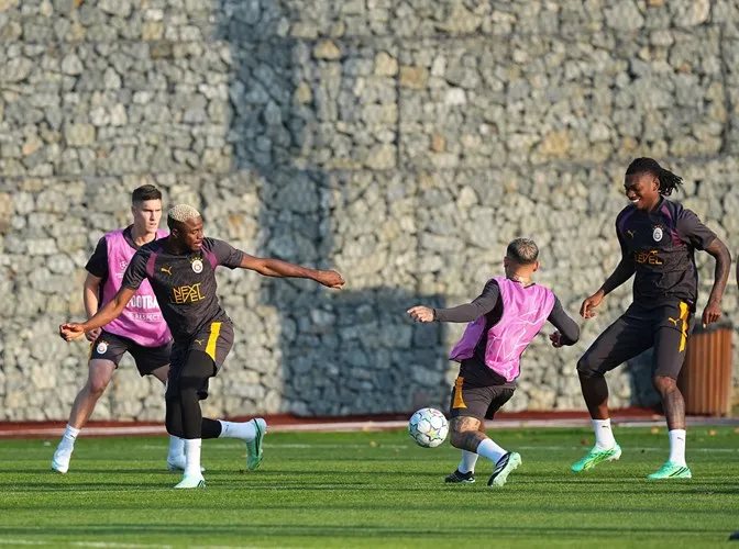 Dev randevu öncesi Florya'da kritik mesai: Aslan Barcelona'yı bekliyor
