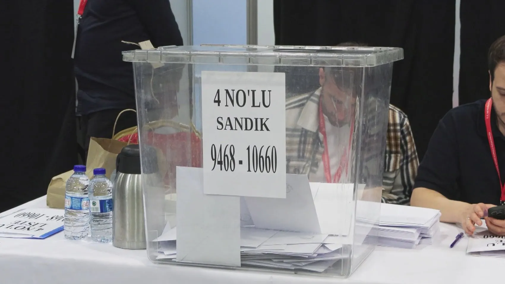 İstanbul Barosu'nda kritik gün: 68 bini aşkın avukat yeni başkanını seçmek için sandık başında