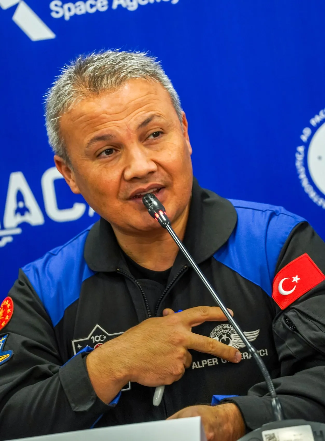 Yıldızların yolcuları Antalya'da buluştu: Uzayda barış ve yeni hedefler masaya yatırıldı