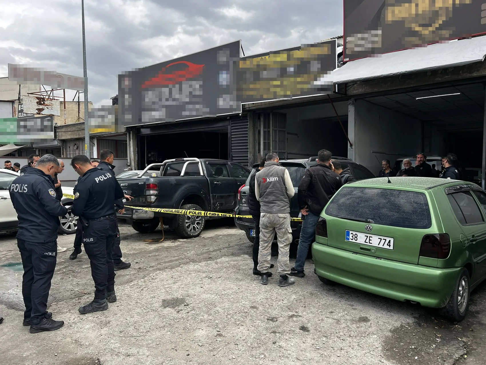 Kayseri'de tamirhaneye kanlı baskın: İşletmeci dahil üç kişi vuruldu