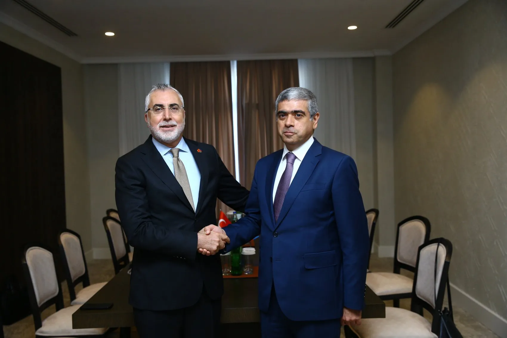 Bakan Işıkhan'ın Karabağ Mesaisi: Dijital Gelecek İçin Kritik Temaslar