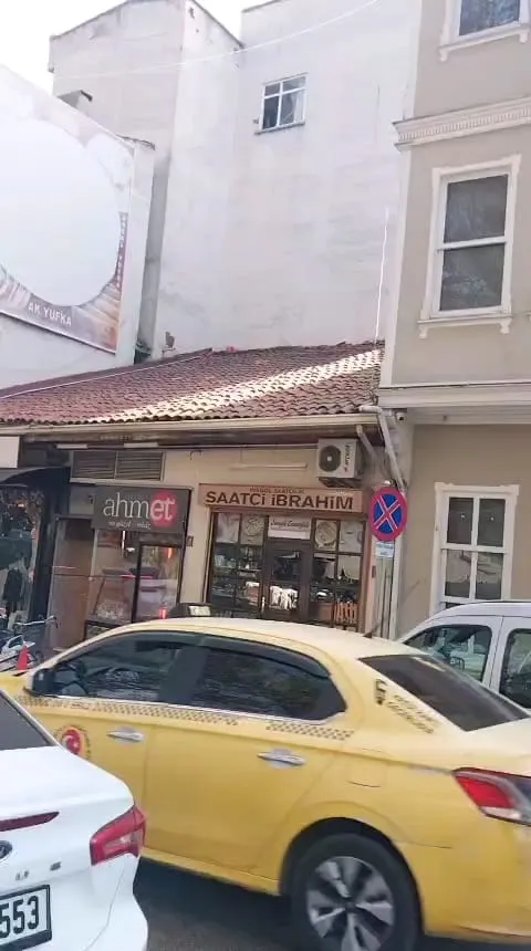 İnegöl'de korkutan kaza: Çatı tamiri sırasında beton zemine çakıldı