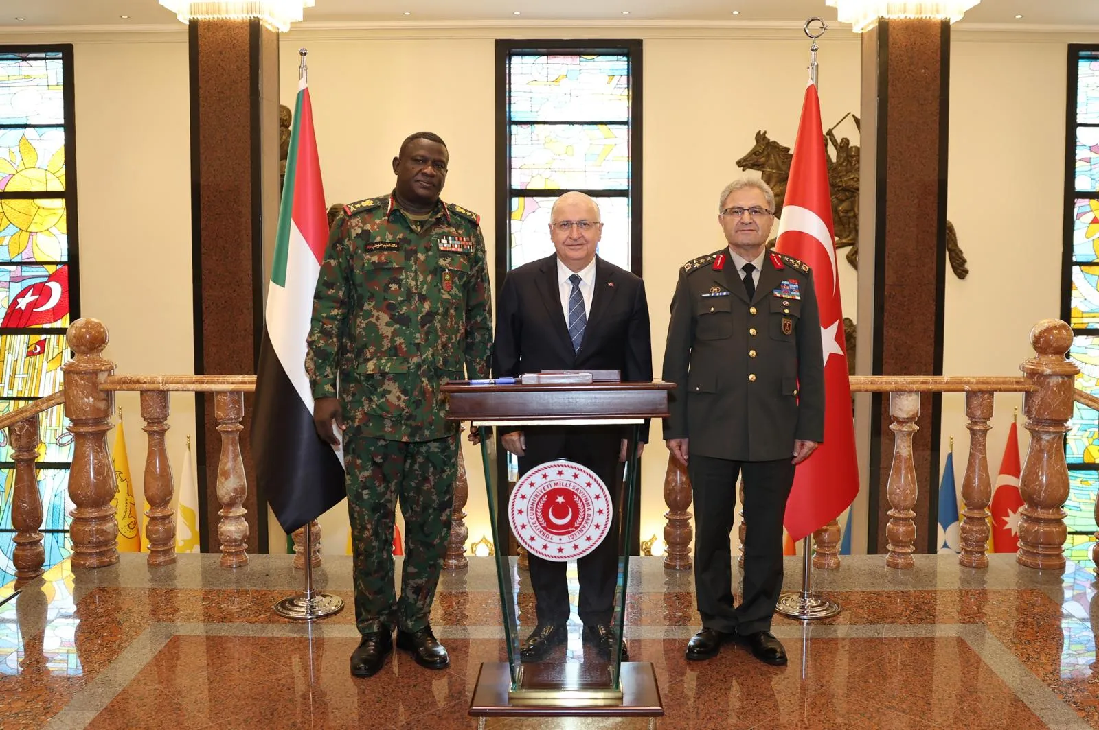 Ankara'da kritik savunma teması: Sudanlı komutan ile üst düzey görüşme