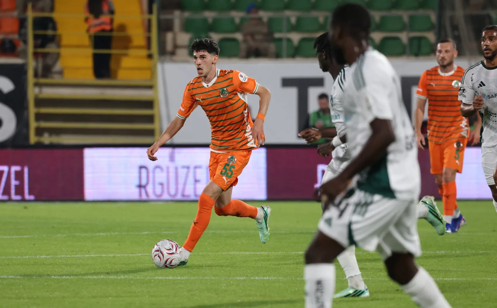 Alanya Oba Stadı'nda Kocaelispor fırtınası: Ev sahibi puan çıkaramadı