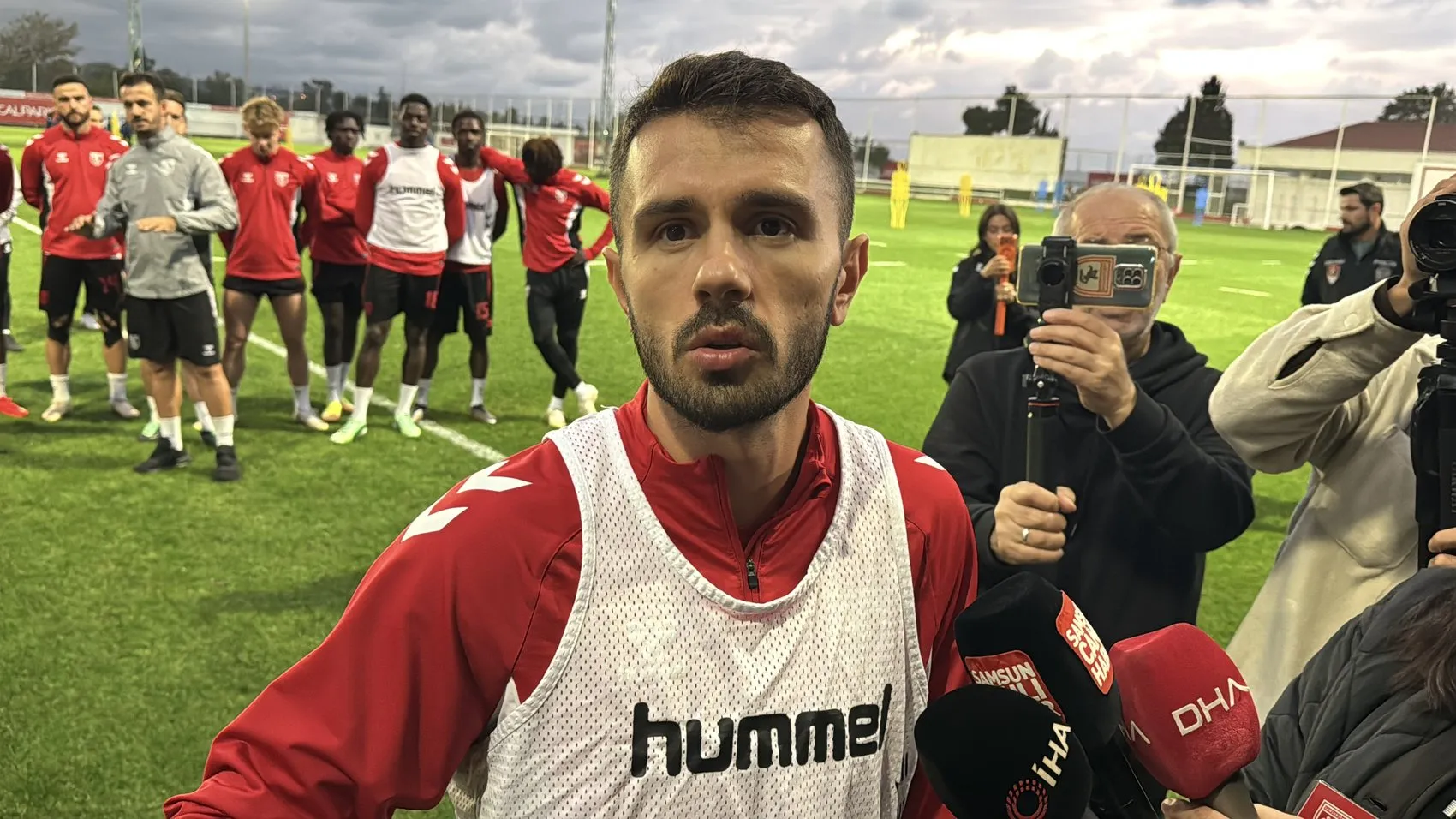 Samsun'da dev derbi öncesi ateşli buluşma: Fink'ten taraftara savaş sözü