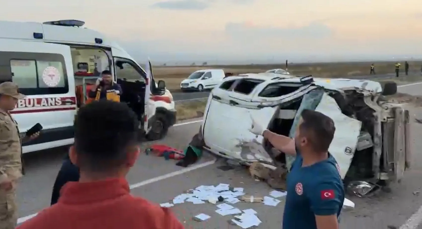 Mutlu gün için yola çıkmışlardı: Düğün davetiyesi yolculuğu hastanede bitti