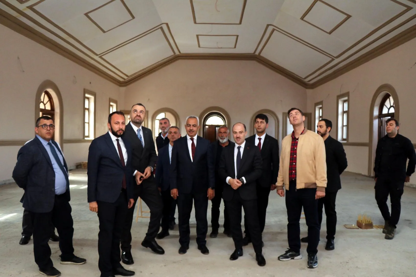 Erzurum'un tarihi Rus Kilisesi artık hiç uyumayacak: Kitap tutkunlarına 24 saat kapılarını açıyor