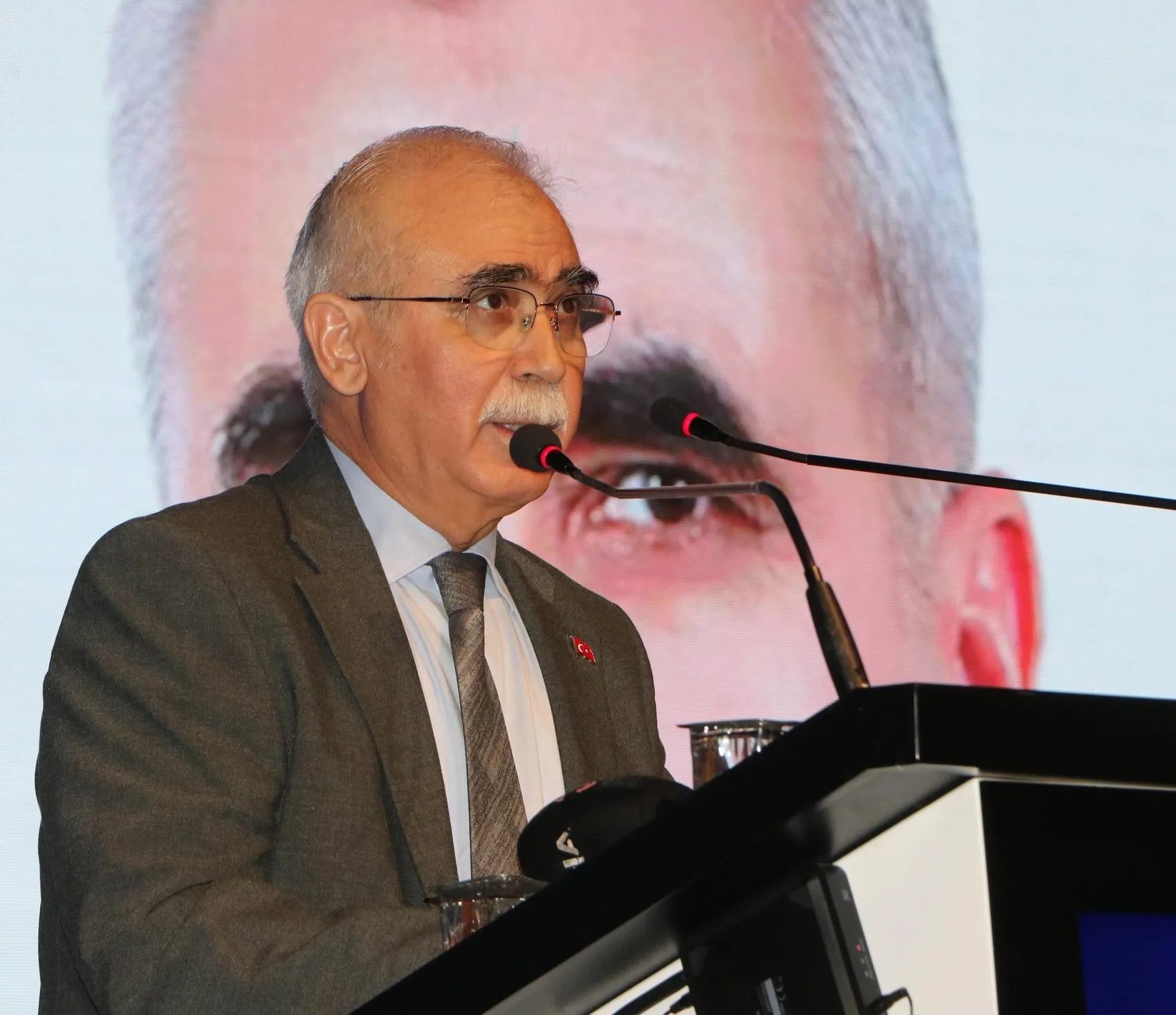 Anayasa Mahkemesi'nde dijital devrim: Binlerce sayfalık dosyalar yapay zeka ile analiz ediliyor