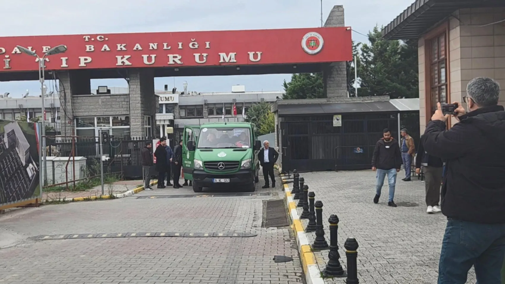 İstanbul'u vuran sel felaketinde acı veda: Haşim Ciritlioğlu son yolculuğuna uğurlanıyor