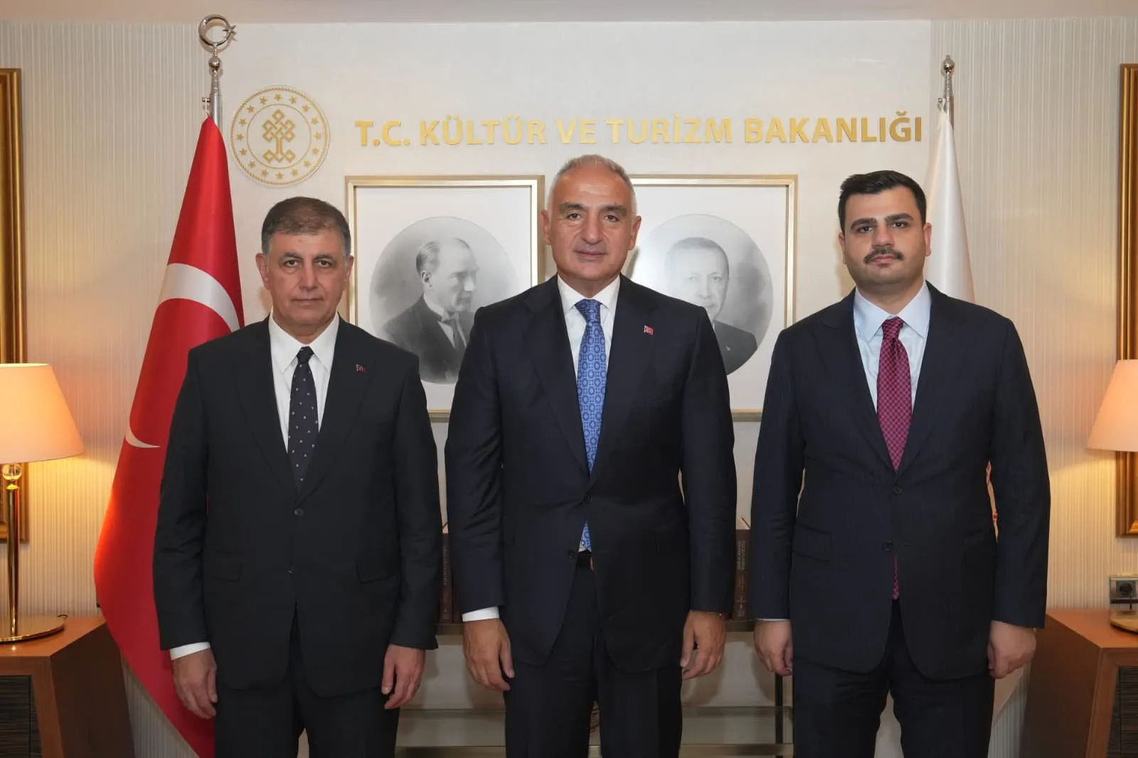 İzmir'in geleceği için Ankara'da kritik zirve: Bakan Ersoy'dan iş birliği mesajı